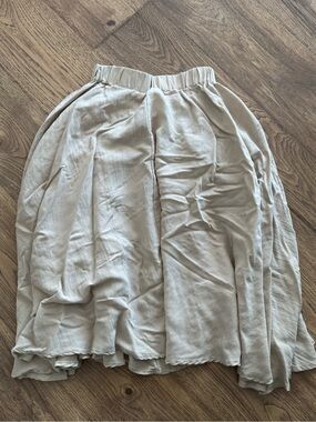 MABLE Beige Flow Skirt with Elastic Waist S/M